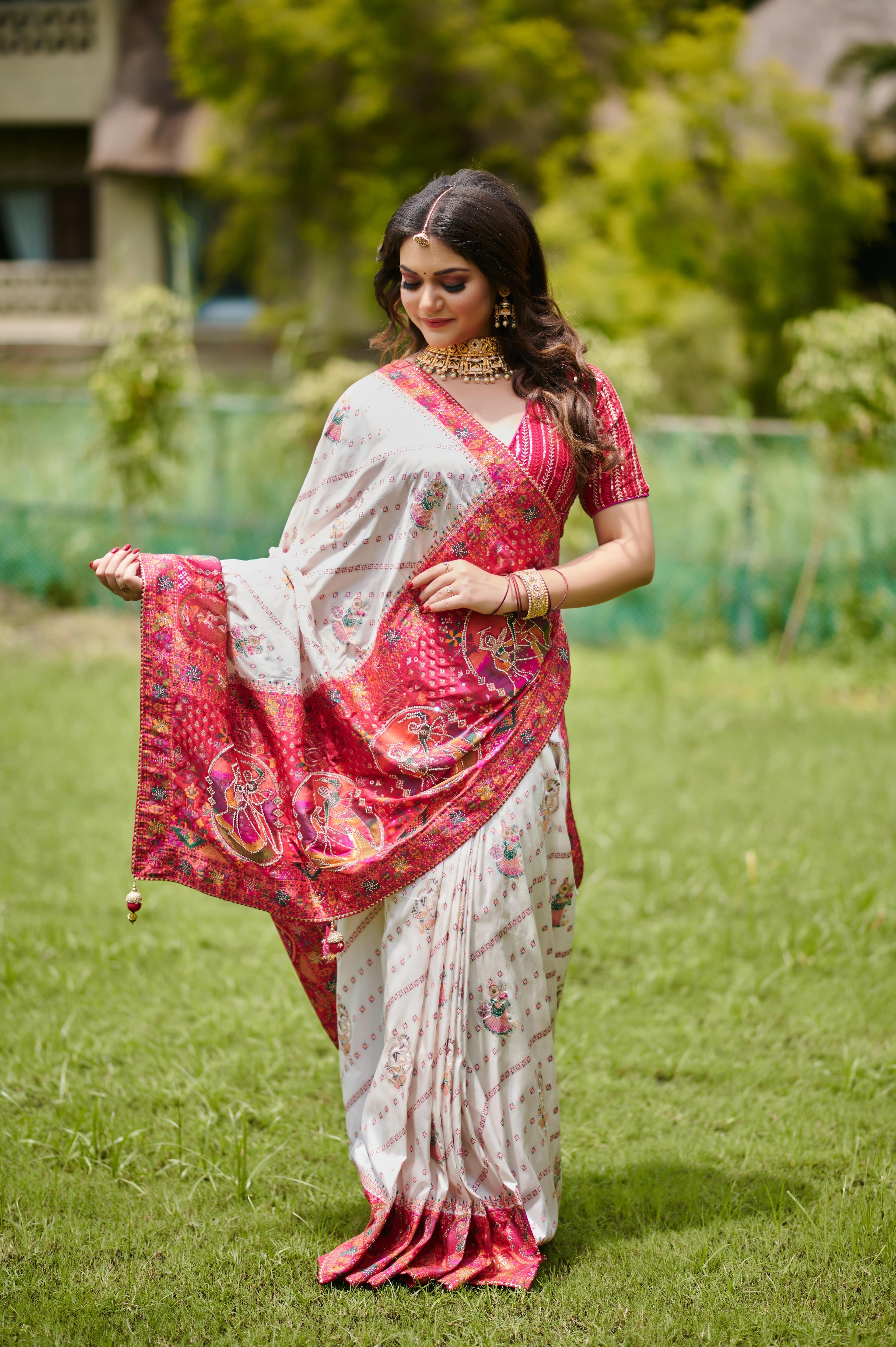 Ras Leela - Soft Silk Saree in white & Rani Pink