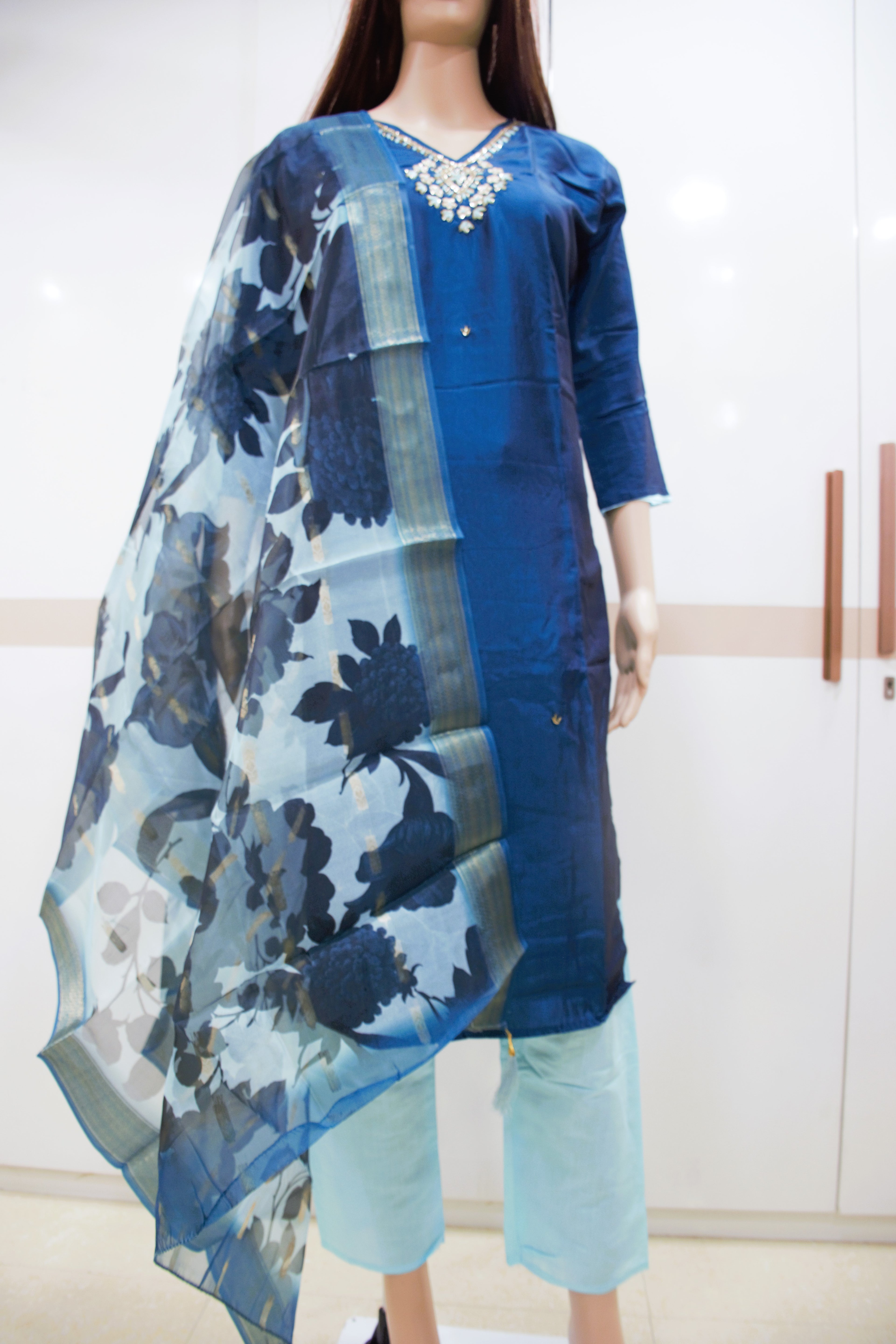 The Celestial Blue Zardoshi work Kurta Set