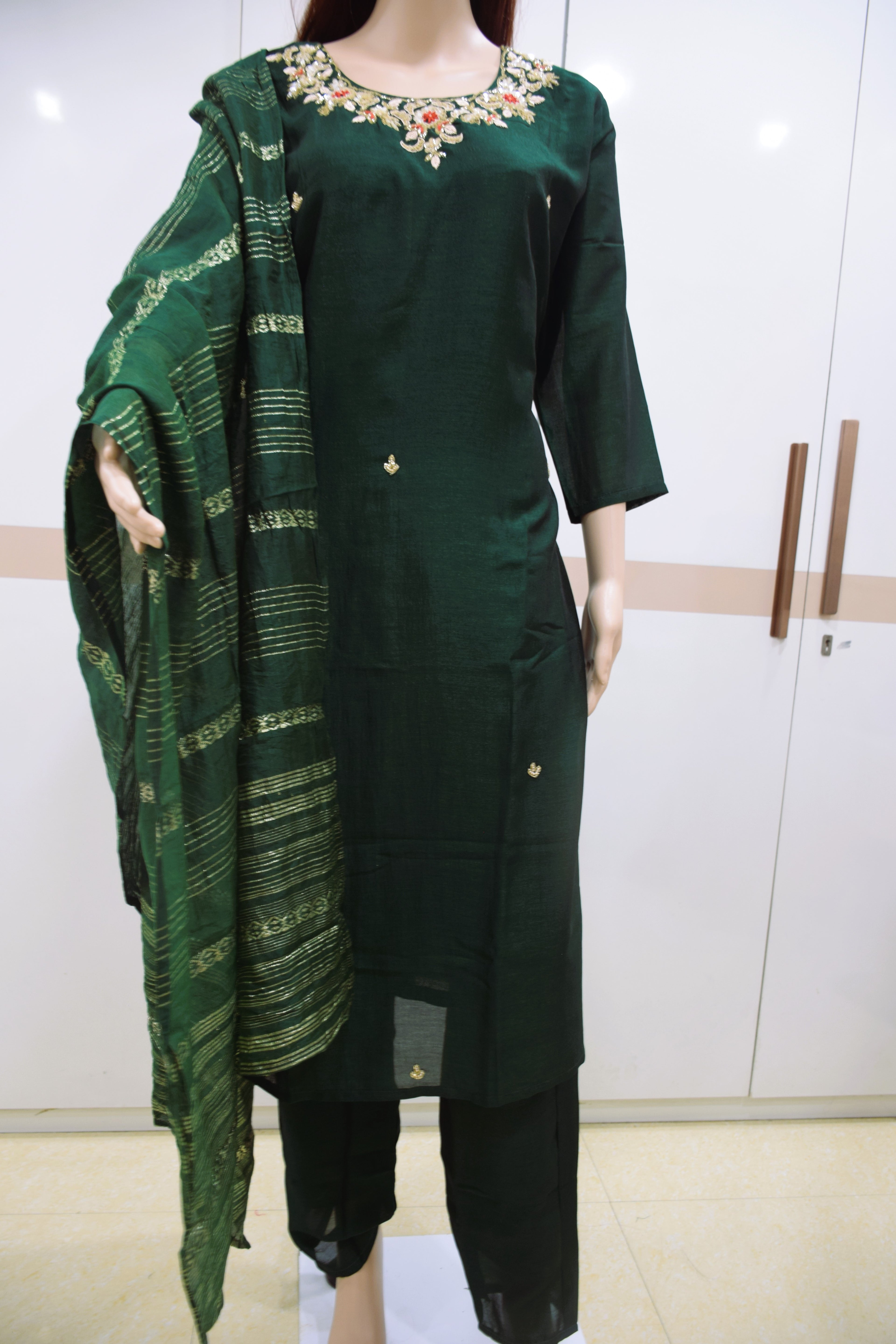The Emerald Elegance Kurta Set
