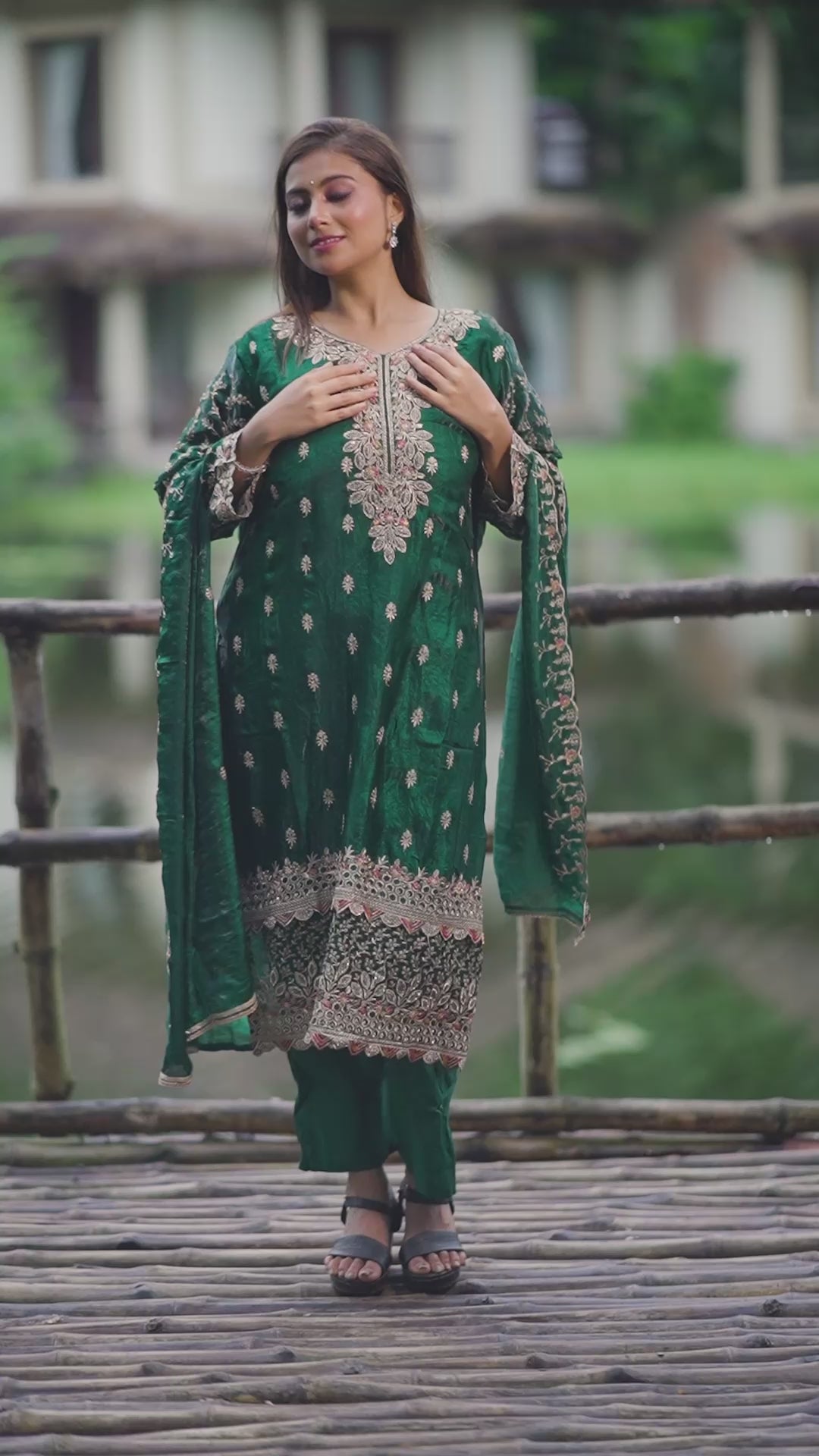 Royal Emerald Hand-Embroidered Kurta Set