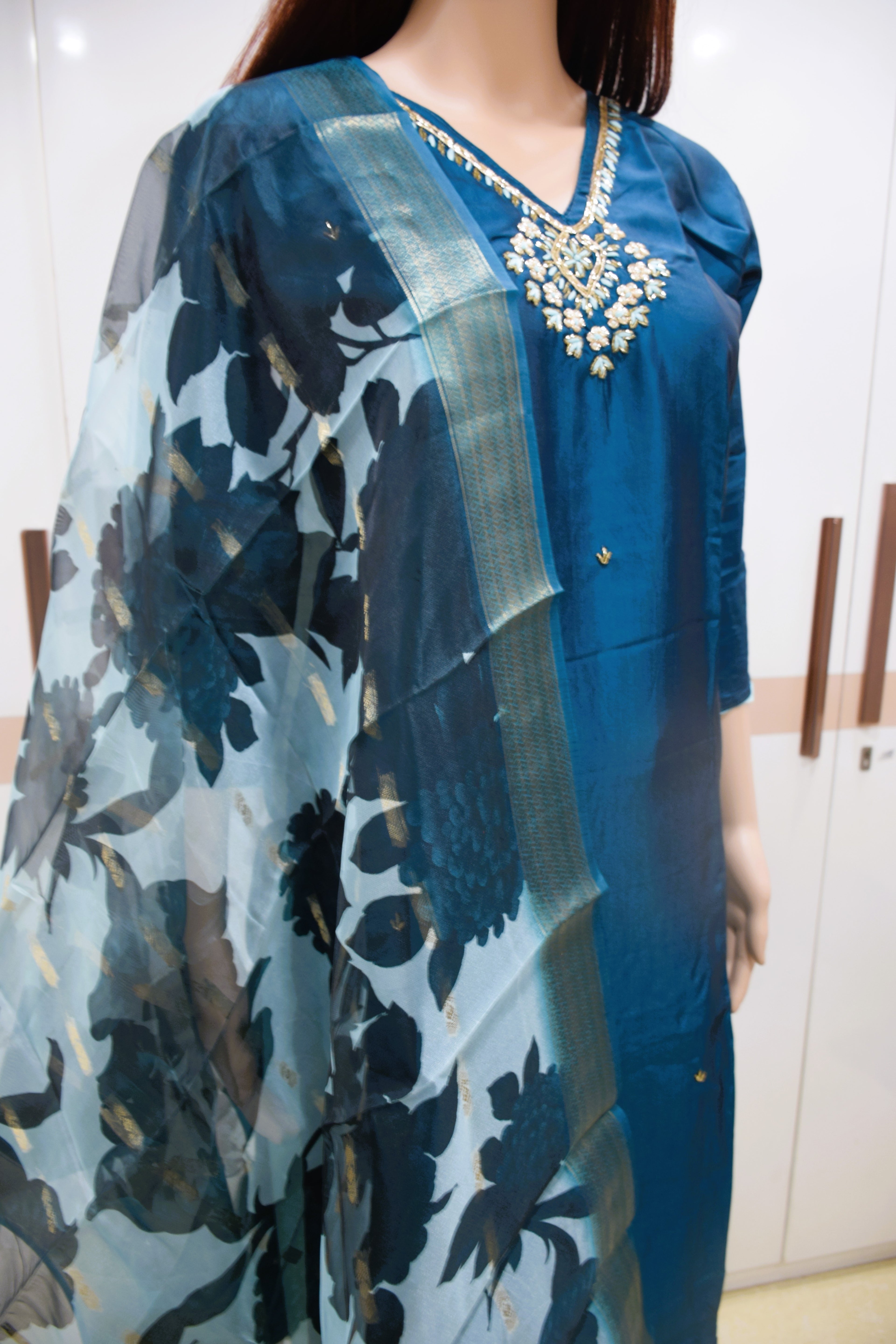 The Celestial Blue Zardoshi work Kurta Set