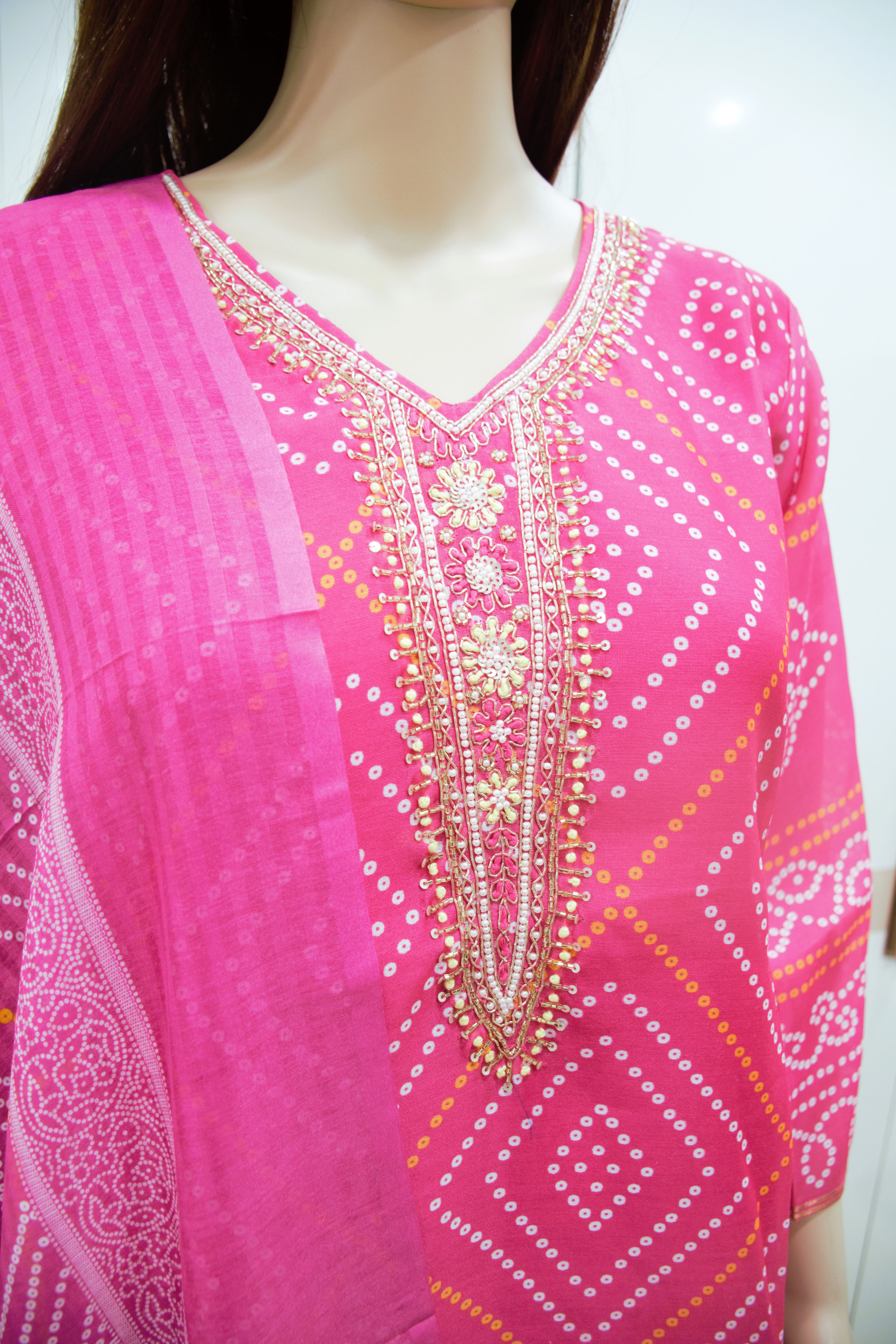 The Festive Fuchsia Bandhani kurta Set