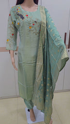 The Mint Melody Zardoshi Kurta Set